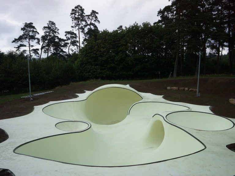 otro skatepark 768x576