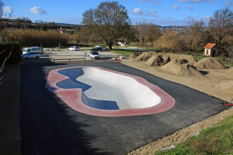 bowl MIRABEL AUX BARONNIES 768x512