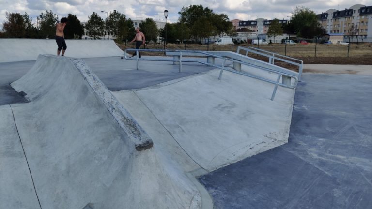 rails acheres 768x432