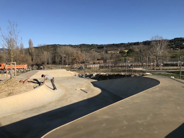 Apt skatepark 768x576