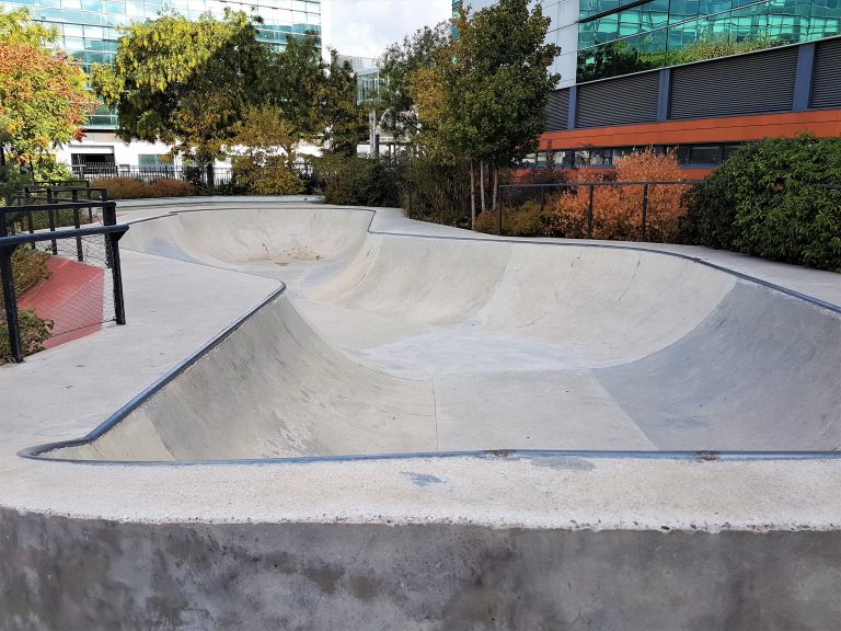 Courbevoiesnake run 03 768x576