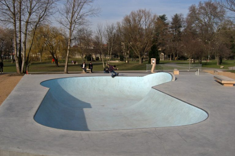 skatepark bourgoin jallieu 768x512
