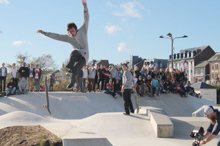 street mers les bains 768x512