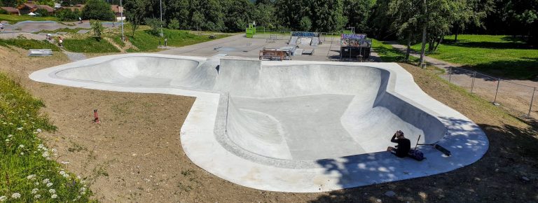 bowl les carroz 2 768x290