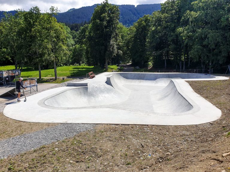 bowl les carroz 768x576