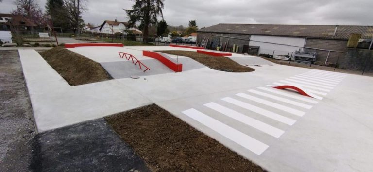 skatepark saint palais 02 768x354