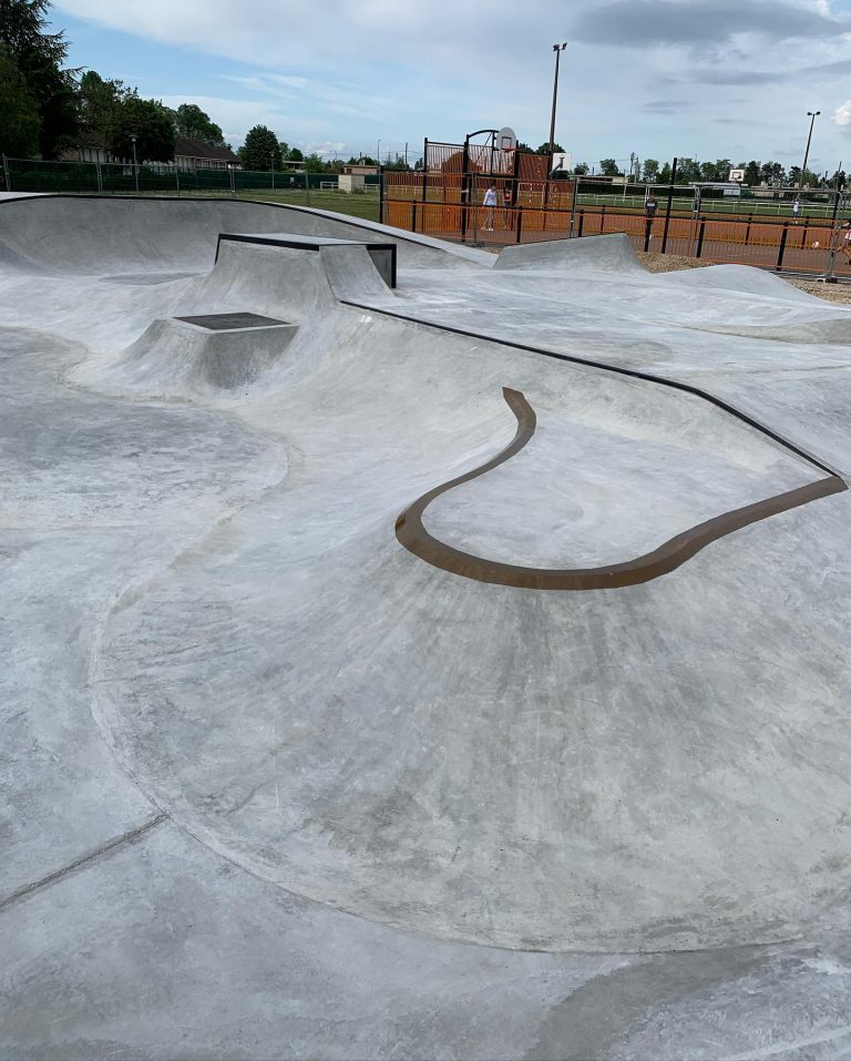 285032990 3125290041114739 4194328761778749352 n 768x957