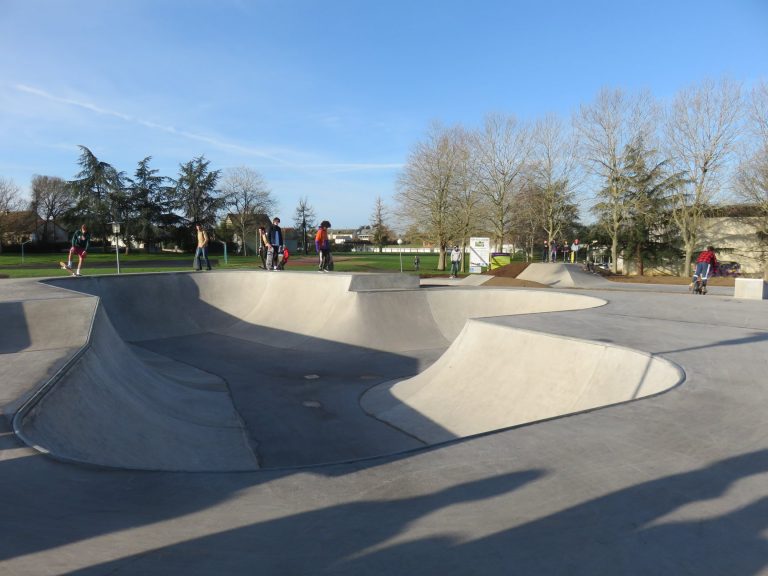 skatepark bowl la chatre 768x576