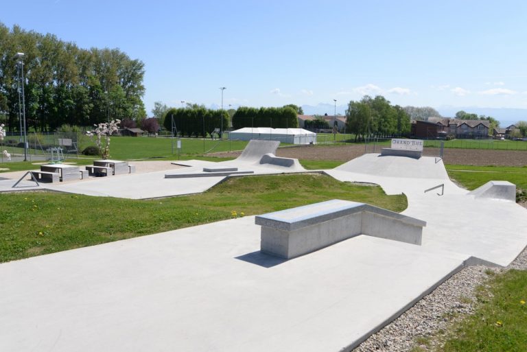 skatepark crans 768x513