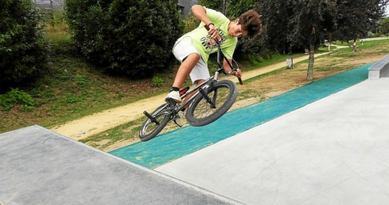 skatepark hennebont bmx 768x404