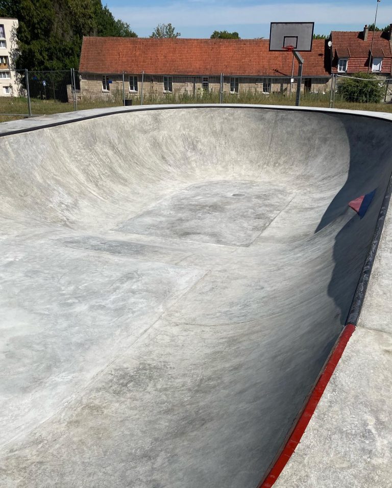 skatepark pont sainte maxence03 768x957