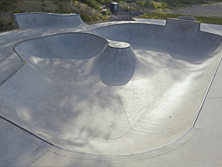 bowl enveitg04 768x576