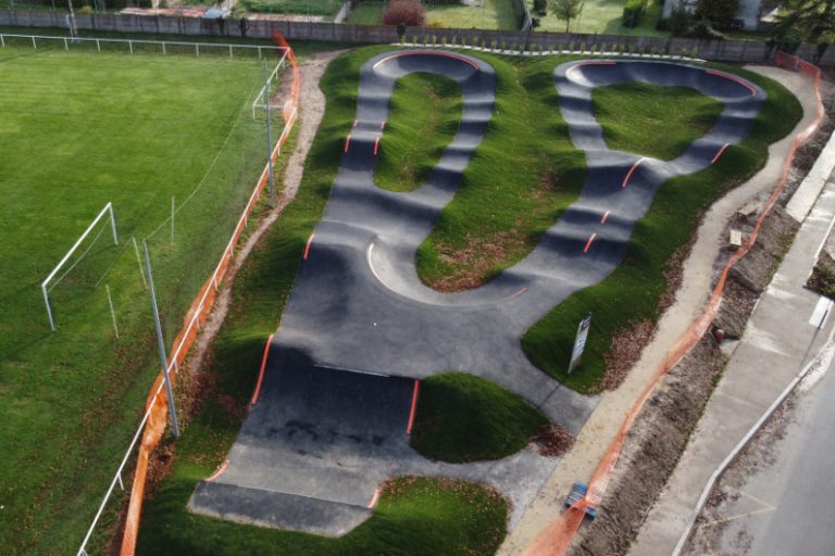 Pumptrack de Pommeret 05 768x512