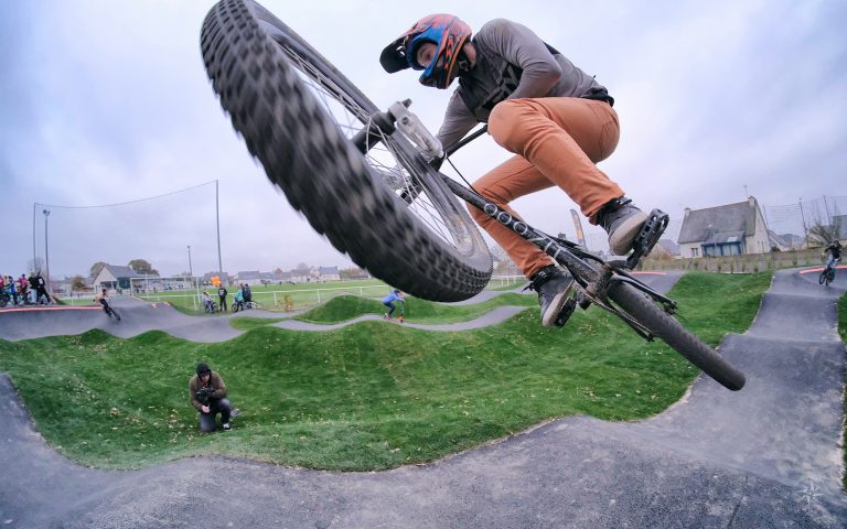 pomeret pumptrack air bmx 768x480