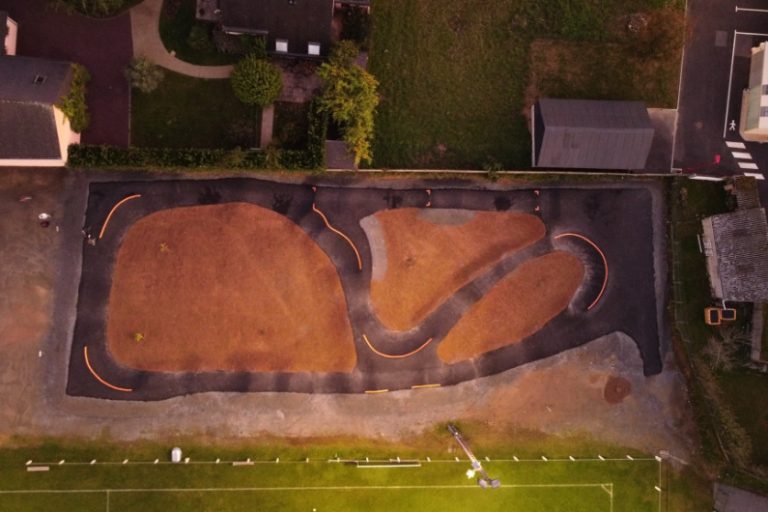 pumptrack bains sur oust 01 768x512