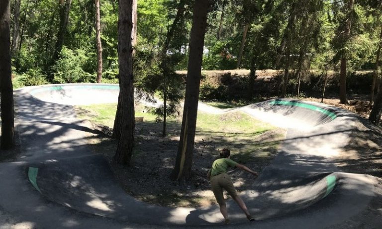 pumptrack piste verte aigueblanche 1 768x461