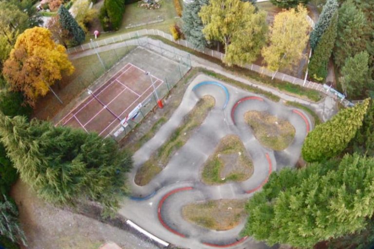 pumptrack pumptrack aigueblanche 1 768x512
