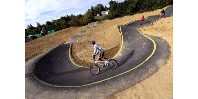 seloncourt le 22 09 18 inauguration de la piste de pumptrack a seloncourt photo lionel vadam 768x384
