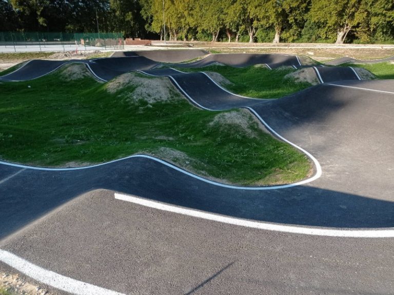 Pumptrack de Lagnes 02 768x575