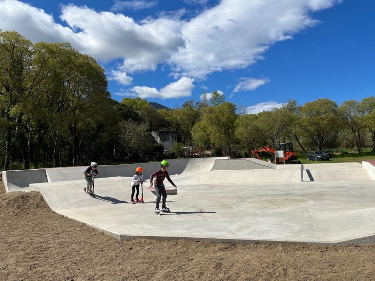 Skatepark Laroque des Alberes 01 768x576