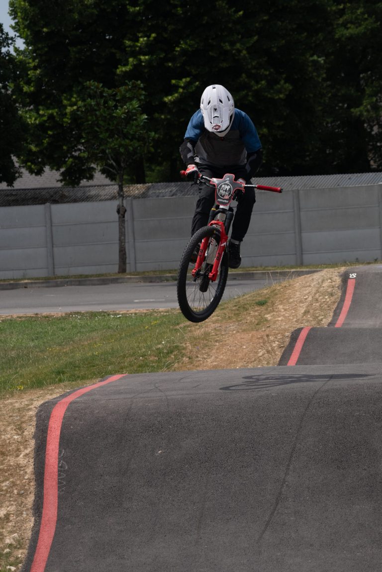 Pumptrack de Guemene Penfao 07 768x1150