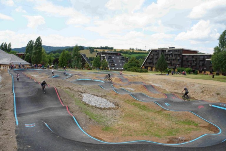 Pumptrack de Saint Jean de Montclar 768x512