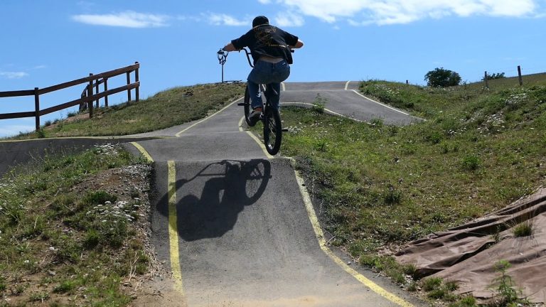 Pumptrack de Saint Martin dAout 06 768x432