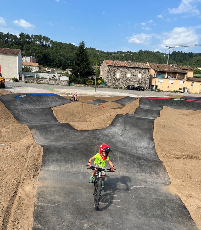 pumptrack lalevade dardeche05 1 768x879