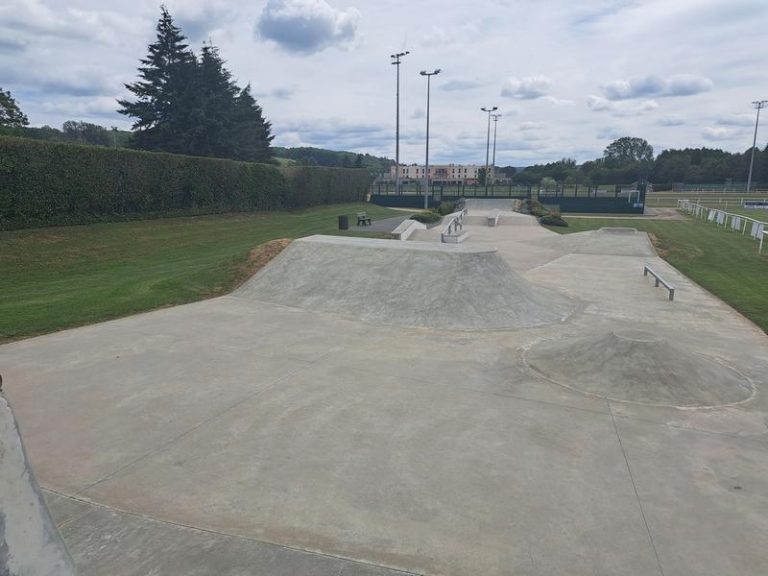 Skatepark de Livarot 768x576