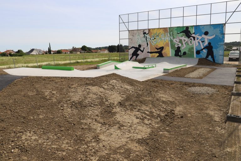Skatepark Aureilhan 768x512