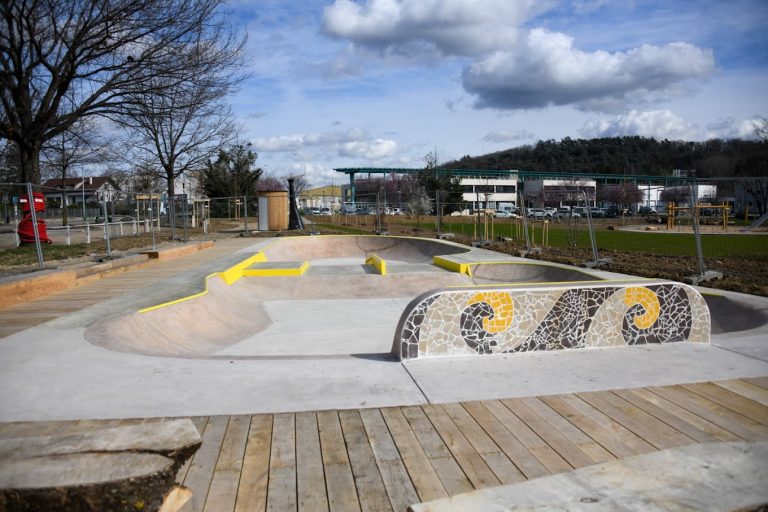 skatepark de brignais 07 768x512