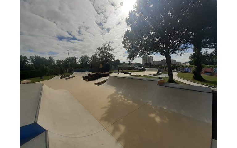 Skate park jurancon soleil 768x480
