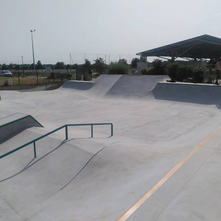 skatepark aigrefeuille 02 768x768