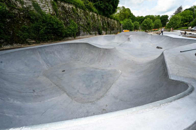 skatepark bowl verdun 1 768x511