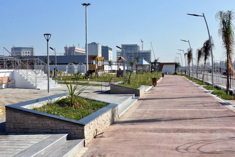 street alger 768x512