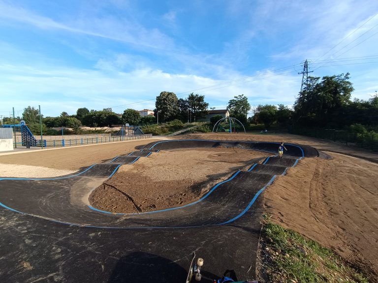 Skatepark saint bonnet de mure 03 768x576