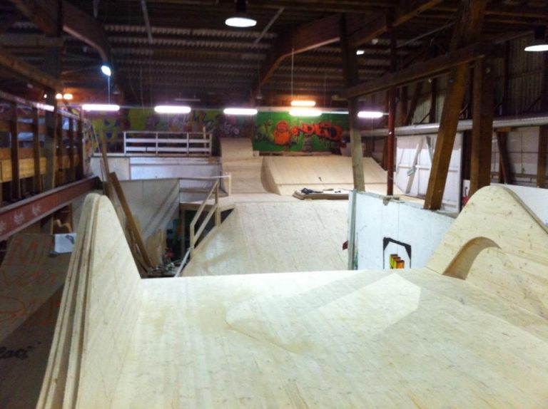 skate lausanne makeup 768x574