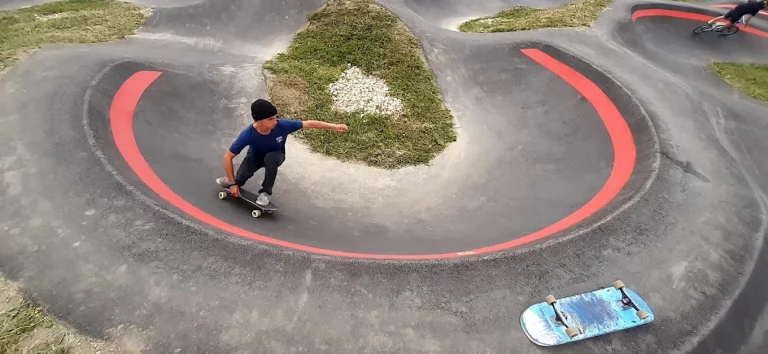 Pumptrack Pampigny turn 768x354