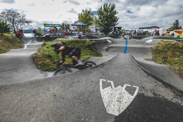 Pumptrack de La Neuveville 08 768x512