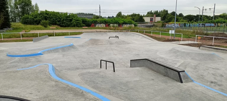 Skatepark La riche 768x343
