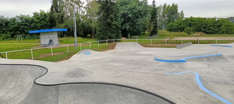 courbes la riche 768x343