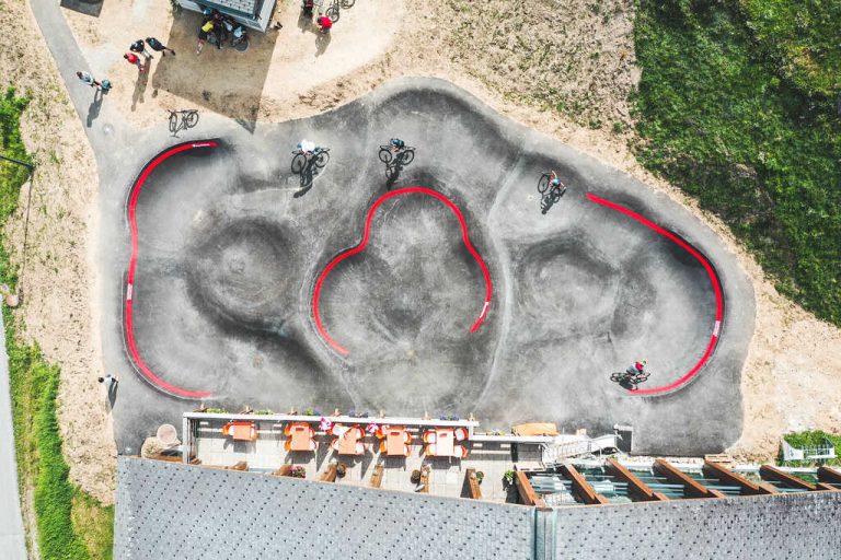 pumptrack de Bettmeralp 768x512