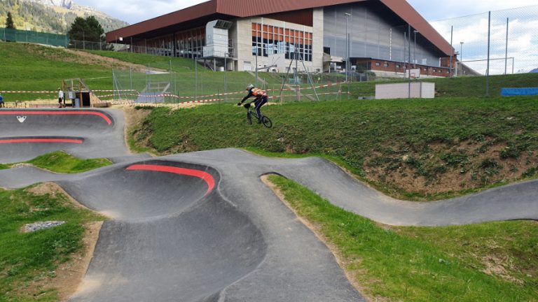 pumptrack leysin air 768x432