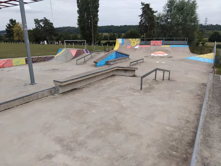 Skatepark de Le Theil sur Huisne 01 768x576