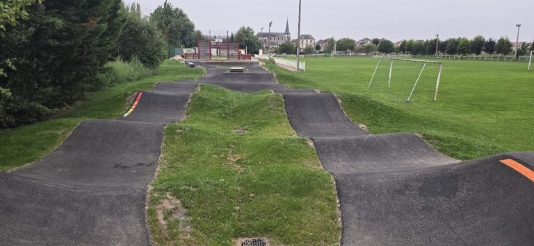 Pumptrack de Criquebeuf sur Seine