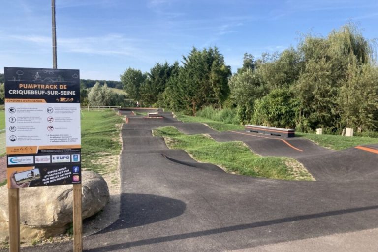 Pumptrack de Criquebeuf sur Seine Pumptrack de Criquebeuf sur Seine