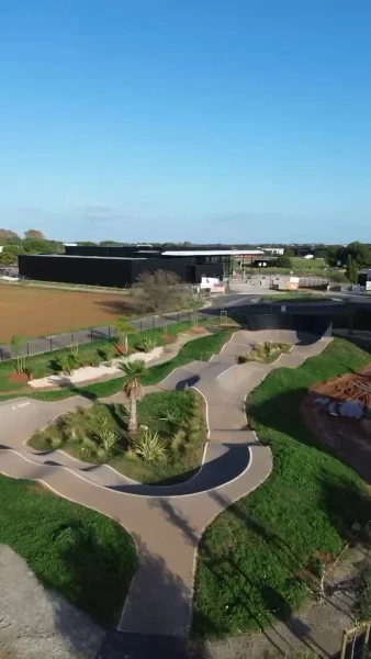 Pumptrack Moov Lattes