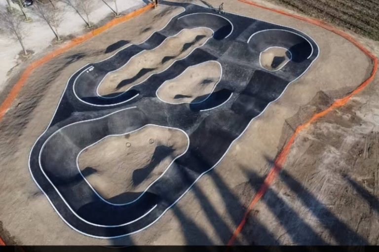 pumptrack aujargues aerien 768x512