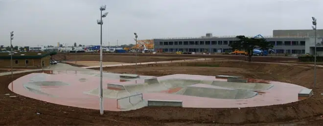 skatepark vaulx en velin 01