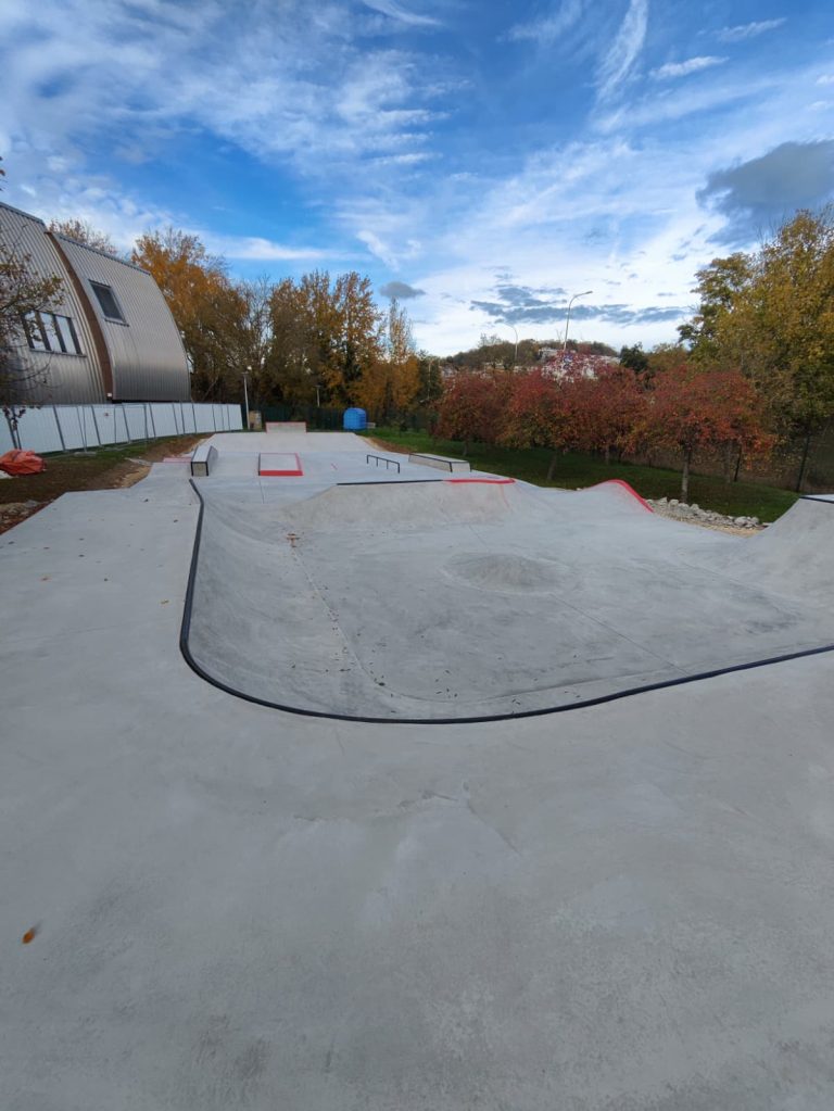 skate meulan 768x1023